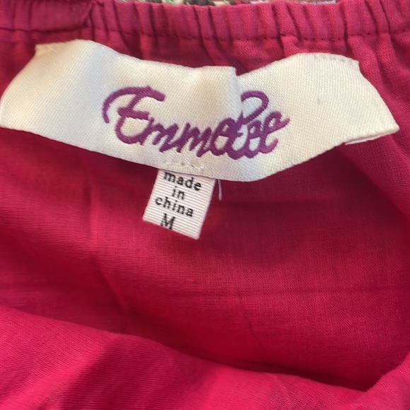 Beautiful Lined Floral Dress - Picture 6 of 7